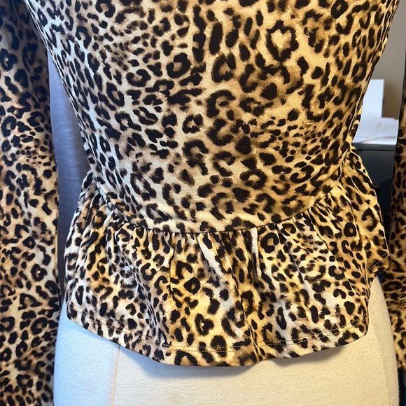 Forever 21 crop peplum top - Picture 3 of 5